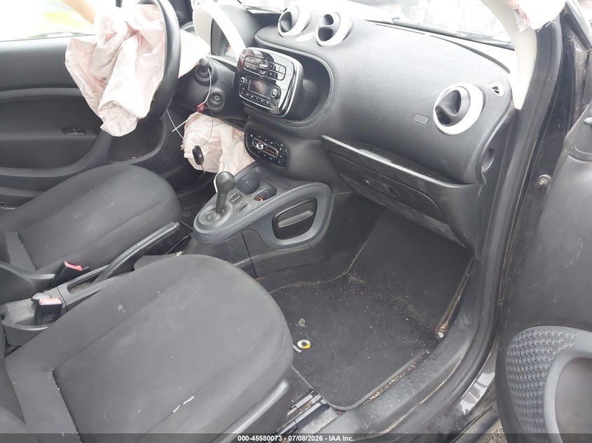 2016 Smart Fortwo VIN WMEFJ5DA3GK071054 IAAI salvage auction — FRONT END, Clear (Virginia), sold $525 on 2026-07-31 (photo 5)