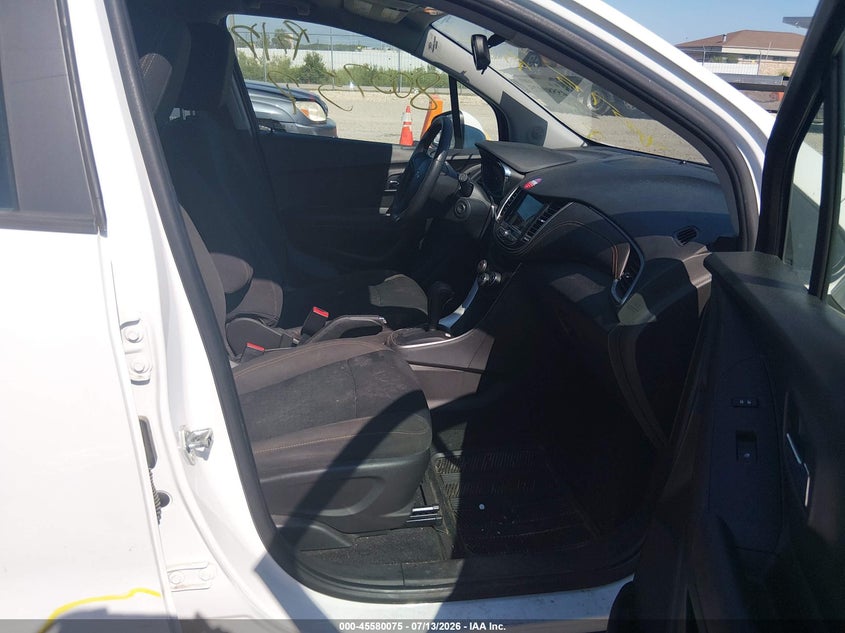 2018 Chevrolet Trax VIN KL7CJNSB2JB572910 IAAI salvage auction — RIGHT SIDE, Salvage Title, sold $1,050 on 2026-07-23 (photo 5)