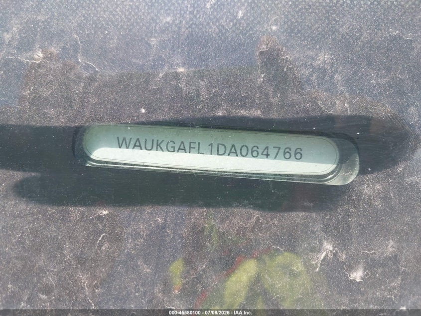 2013 Audi S4 VIN WAUKGAFL1DA064766 IAAI salvage auction — NORMAL WEAR, Regular Certificate (Iowa), sold $3,900 on 2026-07-13 (photo 9)
