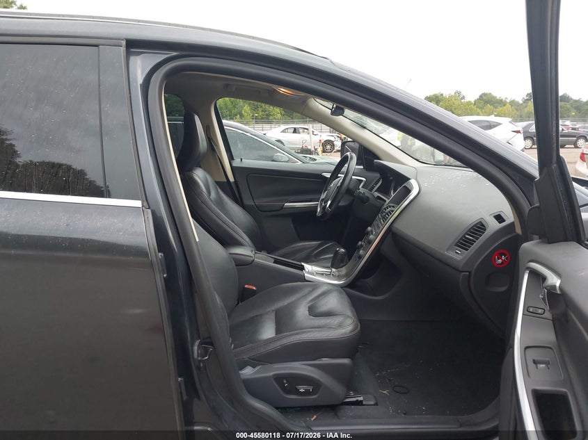 2012 Volvo Xc60 VIN YV4952DL5C2346317 IAAI salvage auction — FRONT END, Salvage (Tennessee), sold $25 on 2026-07-29 (photo 5)
