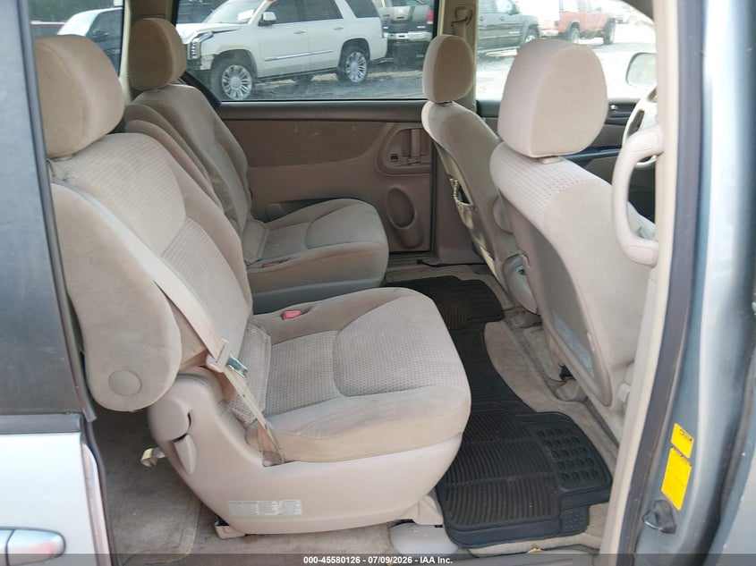 2006 Toyota Sienna VIN 5TDZA23C26S477363 IAAI salvage auction — NORMAL WEAR, Clear (New Jersey), sold $975 on 2026-07-14 (photo 8)