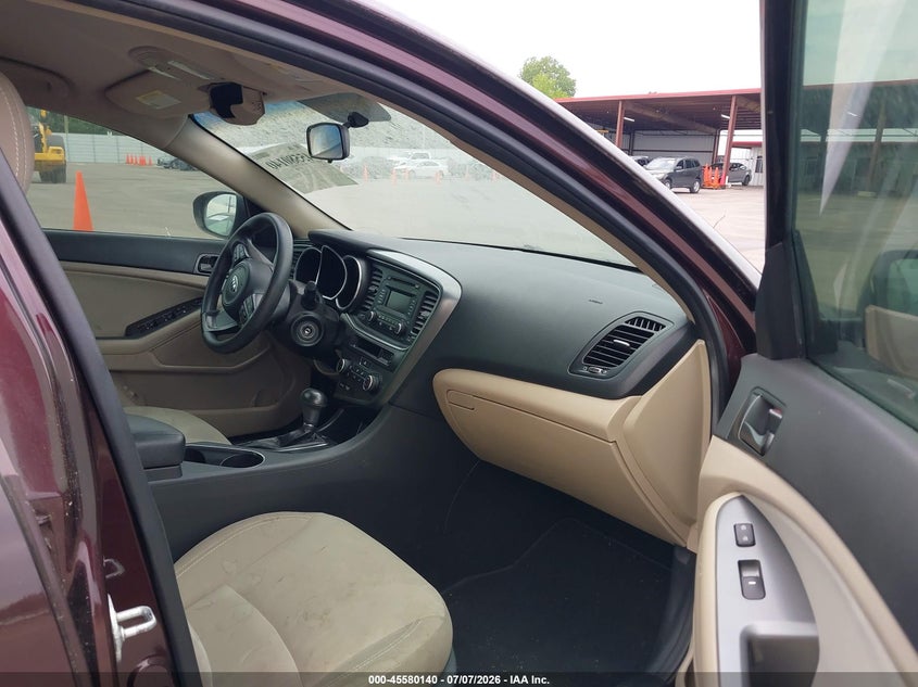 2014 Kia Optima VIN 5XXGM4A79EG302396 IAAI salvage auction — NORMAL WEAR, Clear (Tennessee), sold $375 on 2026-07-28 (photo 5)