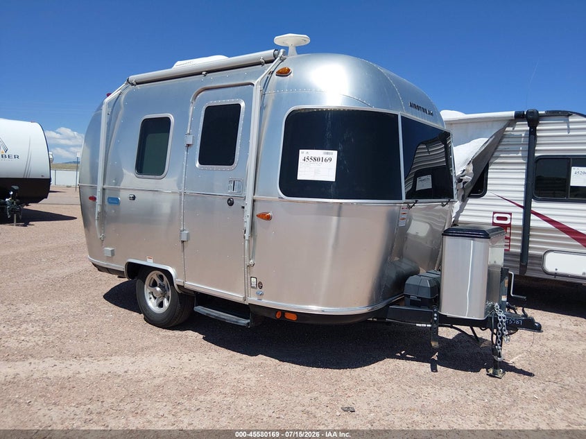 2021 Airstream Other VIN 1STHMAC16MJ555991 — IAAI salvage auction photo