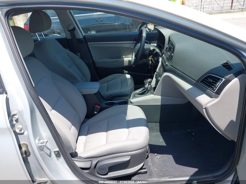 2017 Hyundai Elantra VIN KMHD74LF1HU323669 IAAI salvage auction — THEFT, Salvage Title, sold $1,250 on 2026-07-30 (photo 5)