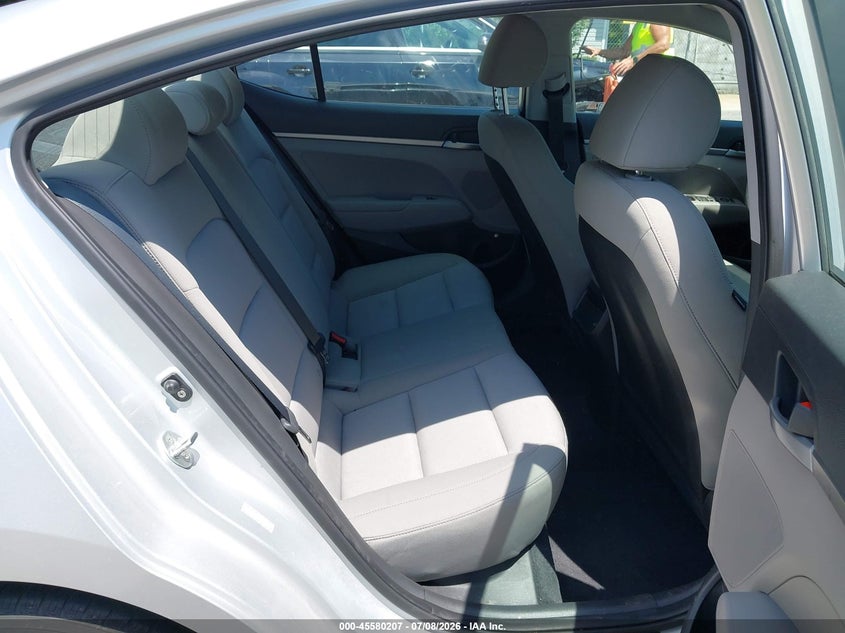 2017 Hyundai Elantra VIN KMHD74LF1HU323669 IAAI salvage auction — THEFT, Salvage Title, sold $1,250 on 2026-07-30 (photo 8)