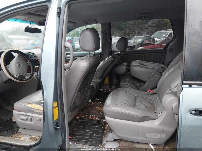 2006 Toyota Sienna VIN 5TDZA22C96S518427 IAAI salvage auction — NORMAL WEAR, Clear (Rhode Island), sold $900 on 2026-07-21 (photo 8)
