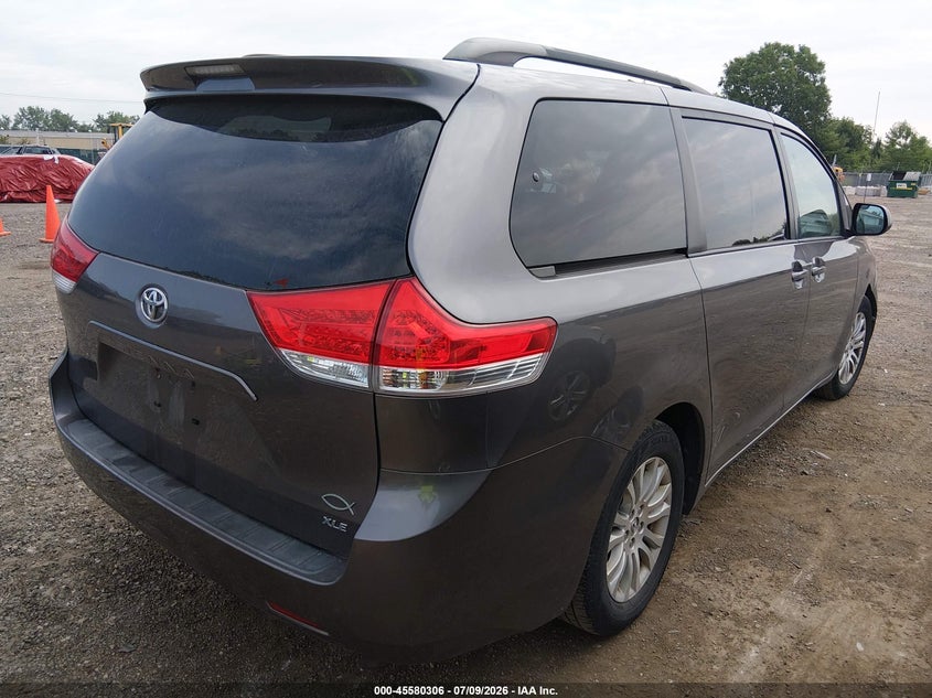 2013 Toyota Sienna VIN 5TDYK3DC5DS318279 IAAI salvage auction — FRONT END, Salvage (Ohio), sold $1,900 on 2026-07-31 (photo 4)