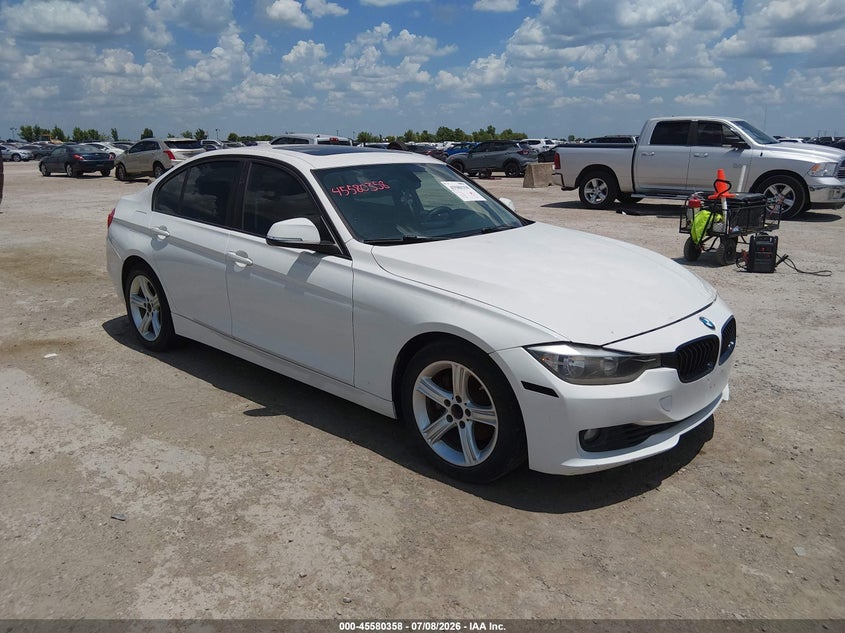 2014 BMW 3 series VIN WBA3A5C57EP602002 IAAI salvage auction — NORMAL WEAR, Original (Texas), sold $650 on 2026-08-12 (photo 1)