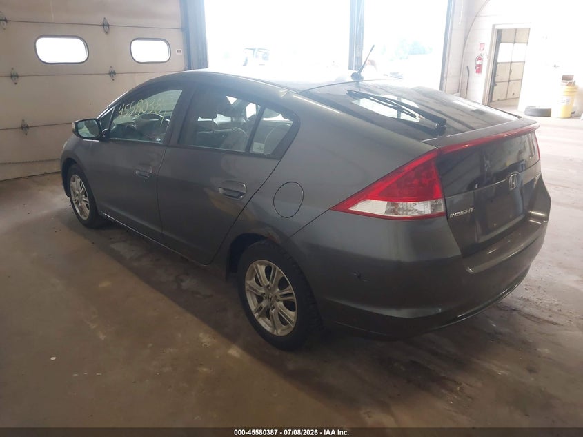 2010 Honda Insight VIN JHMZE2H7XAS017141 IAAI salvage auction — NORMAL WEAR, Clear (Minnesota), sold $950 on 2026-07-15 (photo 3)