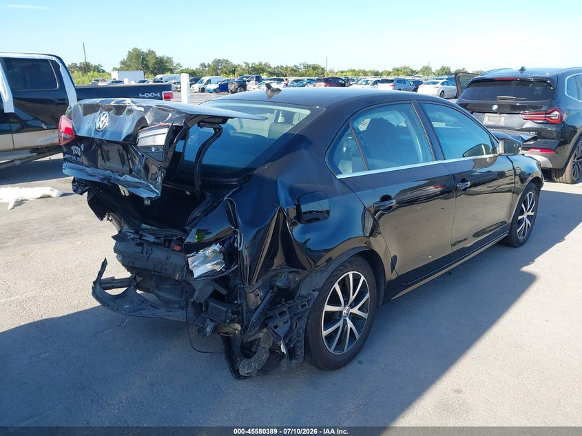 2017 Volkswagen Jetta VIN 3VWDB7AJ3HM282930 IAAI salvage auction — LEFT & RIGHT, Wait Title, sold $425 on 2026-08-24 (photo 4)