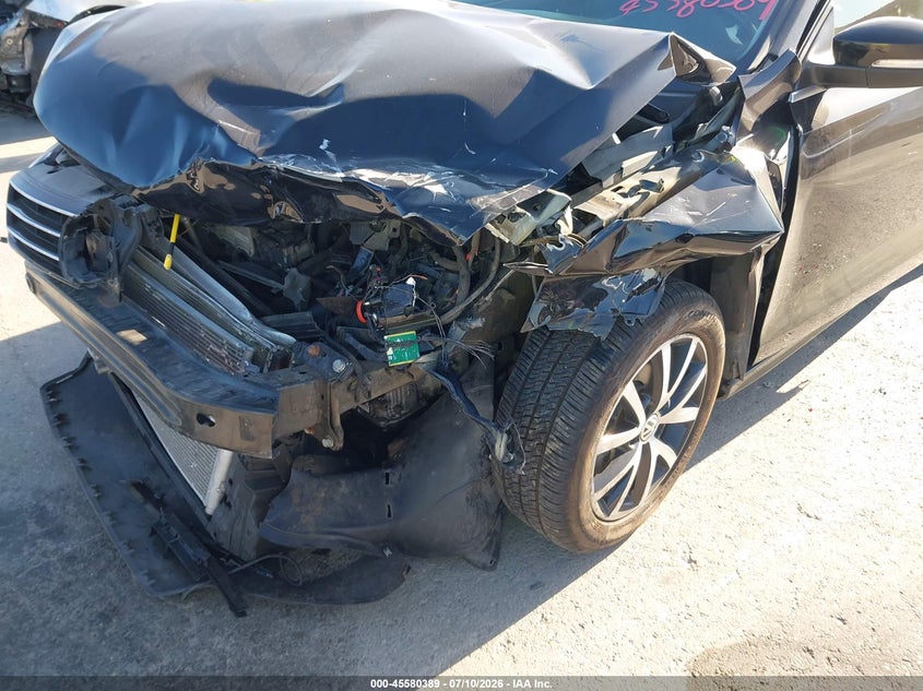 2017 Volkswagen Jetta VIN 3VWDB7AJ3HM282930 IAAI salvage auction — LEFT & RIGHT, Wait Title, sold $425 on 2026-08-24 (photo 6)