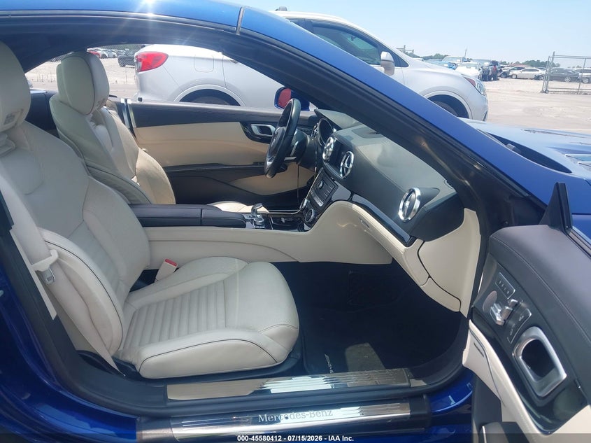 2017 Mercedes-benz VIN WDDJK7DA4HF045113 IAAI salvage auction — WATER/FLOOD, Salvage Title, sold $16,600 on 2026-08-20 (photo 5)
