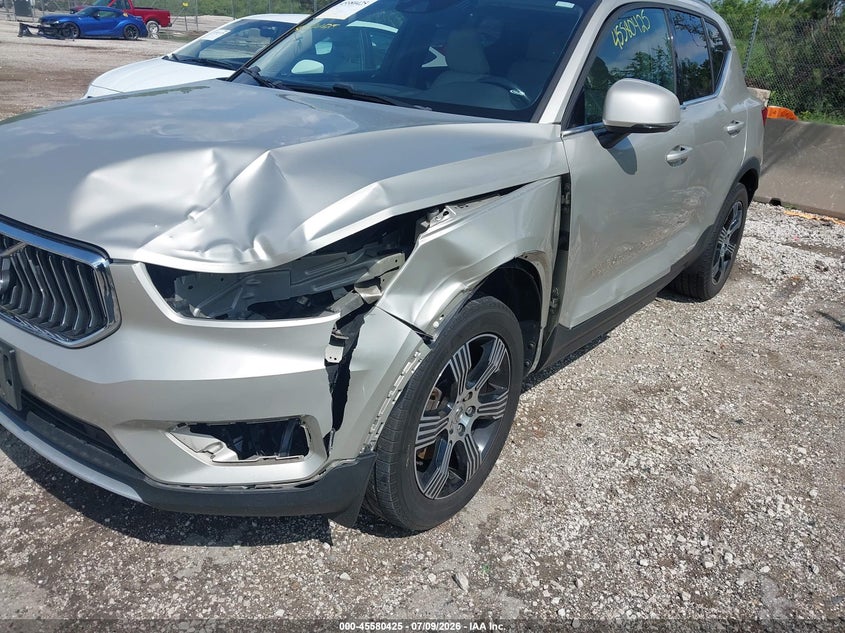 2019 Volvo Xc40 VIN YV4162UL4K2098361 IAAI salvage auction — LEFT FRONT, Clear (Wisconsin), sold $1,500 on 2026-07-21 (photo 6)