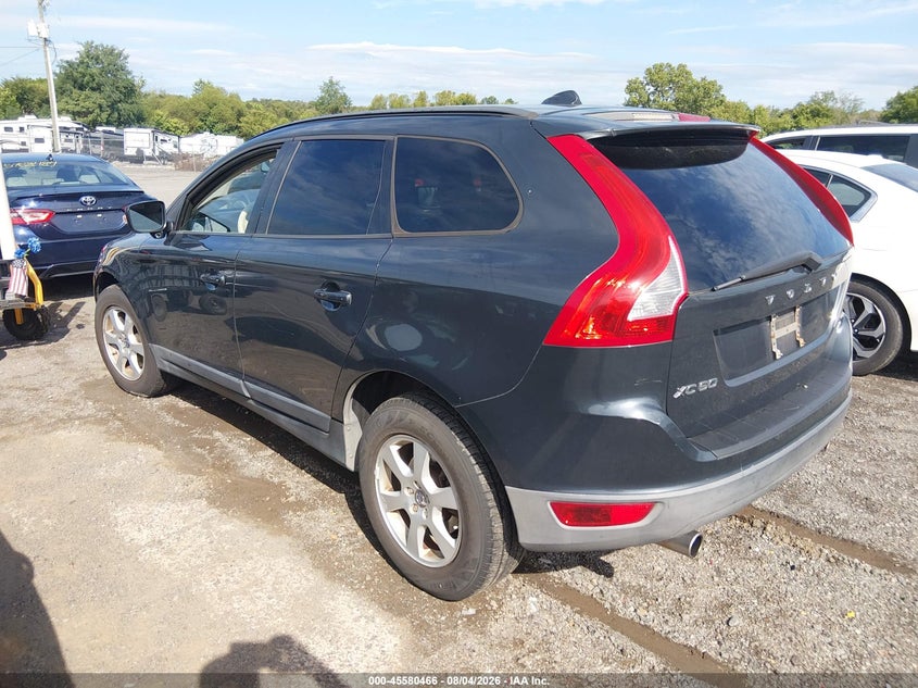 2010 Volvo Xc60 VIN YV4960DZ8A2064188 IAAI salvage auction — NORMAL WEAR, Clear (Virginia), sold $250 on 2026-08-11 (photo 3)