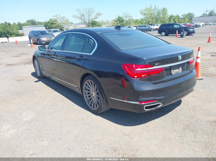 2017 BMW 7er VIN WBA7F2C57HG421360 IAAI salvage auction — NORMAL WEAR, Clear (New York), sold $5,025 on 2026-07-28 (photo 3)