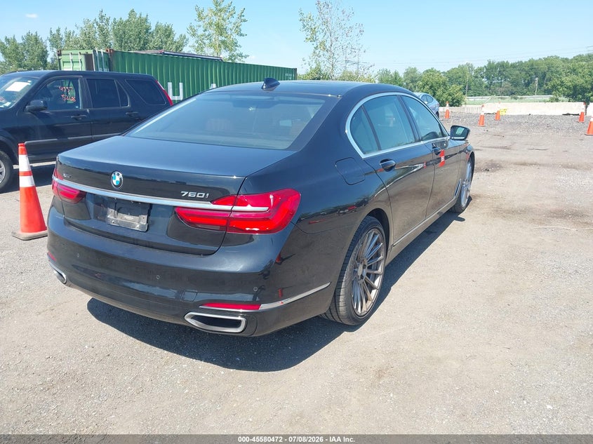 2017 BMW 7er VIN WBA7F2C57HG421360 IAAI salvage auction — NORMAL WEAR, Clear (New York), sold $5,025 on 2026-07-28 (photo 4)