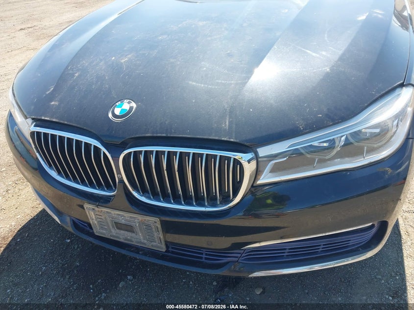 2017 BMW 7er VIN WBA7F2C57HG421360 IAAI salvage auction — NORMAL WEAR, Clear (New York), sold $5,025 on 2026-07-28 (photo 6)