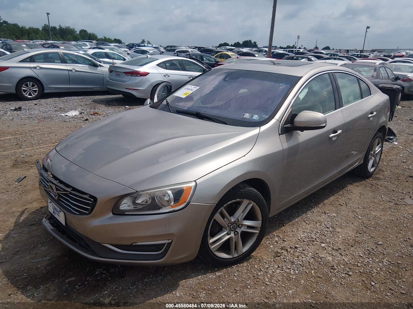 2015 Volvo S60 VIN YV1612TK9F1357173 IAAI salvage auction — RIGHT FRONT, Salvage Title, sold $1,550 on 2026-08-12 (photo 2)