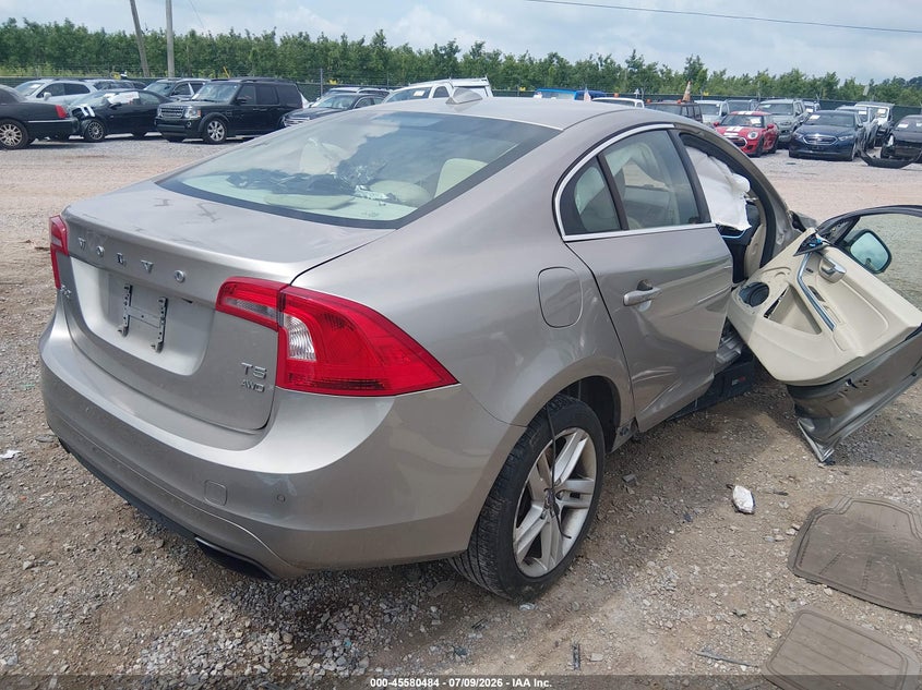 2015 Volvo S60 VIN YV1612TK9F1357173 IAAI salvage auction — RIGHT FRONT, Salvage Title, sold $1,550 on 2026-08-12 (photo 4)