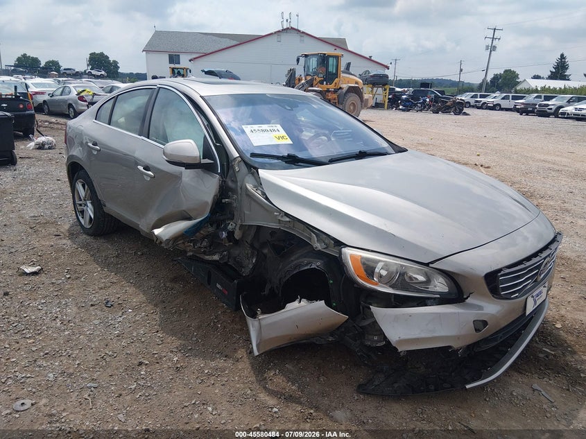2015 Volvo S60 VIN YV1612TK9F1357173 IAAI salvage auction — RIGHT FRONT, Salvage Title, sold $1,550 on 2026-08-12 (photo 6)
