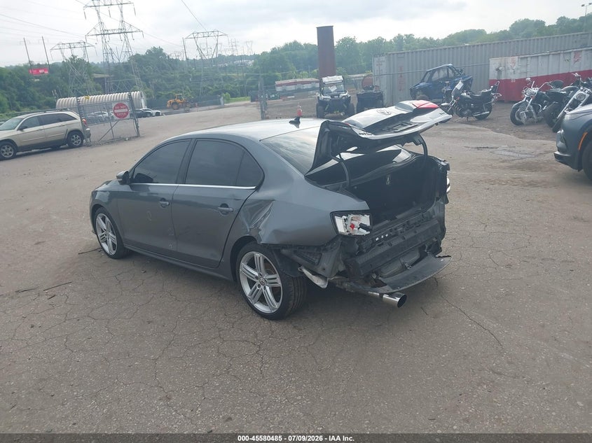 2015 Volkswagen Jetta VIN 3VW3A7AJ1FM261134 IAAI salvage auction — REAR END, Salvage (Pennsylvania), sold $550 on 2026-07-29 (photo 3)