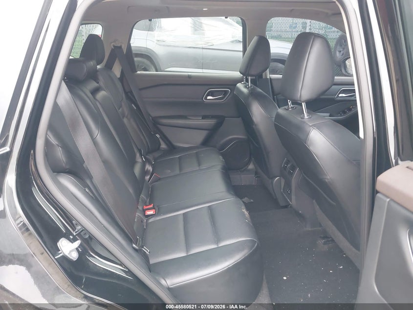 2021 Nissan Rogue VIN 5N1AT3BB6MC802967 IAAI salvage auction — LEFT & RIGHT, Salvage Title, sold $7,100 on 2026-08-21 (photo 8)