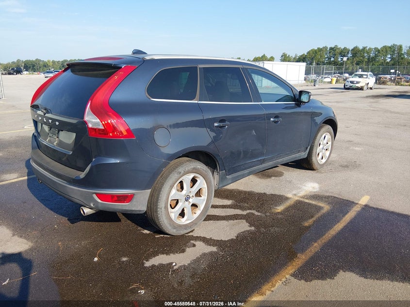 2013 Volvo Xc60 VIN YV4952DL5D2428601 IAAI salvage auction — RIGHT SIDE, Wait Title, sold $0 on 2026-10-24 (photo 4)