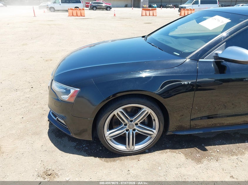 2013 Audi S5 VIN WAUVGAFRXDA000937 IAAI salvage auction — NORMAL WEAR, Salvage Title, sold $1,300 on 2026-07-29 (photo 6)