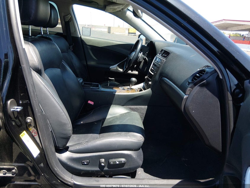 2011 Lexus Is 250 VIN JTHBF5C24B5151929 IAAI salvage auction — NORMAL WEAR, Clear (California), sold $100 on 2026-07-24 (photo 5)