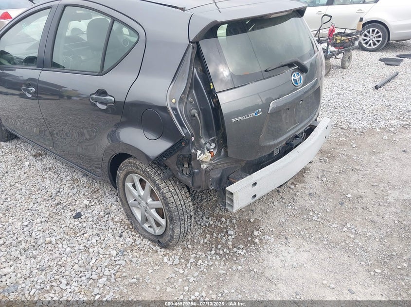 2013 Toyota Prius c VIN JTDKDTB32D1051599 IAAI salvage auction — REAR END, Salvage (Ohio), sold $800 on 2026-07-30 (photo 6)