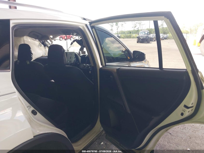2018 Toyota Rav 4 VIN JTMZFREV3JJ729426 IAAI salvage auction — FRONT END, Rebuildable (Florida), sold $25 on 2026-07-28 (photo 8)