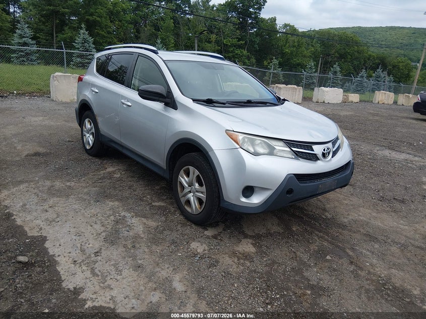 2015 Toyota Rav 4 VIN JTMBFREV2FD099972 IAAI salvage auction — NORMAL WEAR, Salvage Title, sold $225 on 2026-07-16 (photo 1)