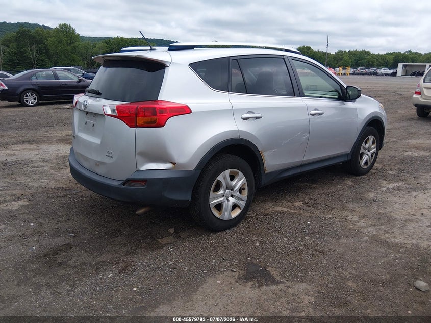 2015 Toyota Rav 4 VIN JTMBFREV2FD099972 IAAI salvage auction — NORMAL WEAR, Salvage Title, sold $225 on 2026-07-16 (photo 4)