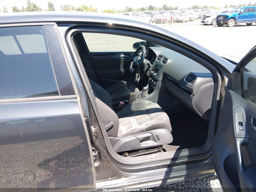 2012 Volkswagen Gti VIN WVWHD7AJ4CW215339 IAAI salvage auction — NORMAL WEAR, Salvage Title, sold $300 on 2026-08-03 (photo 5)