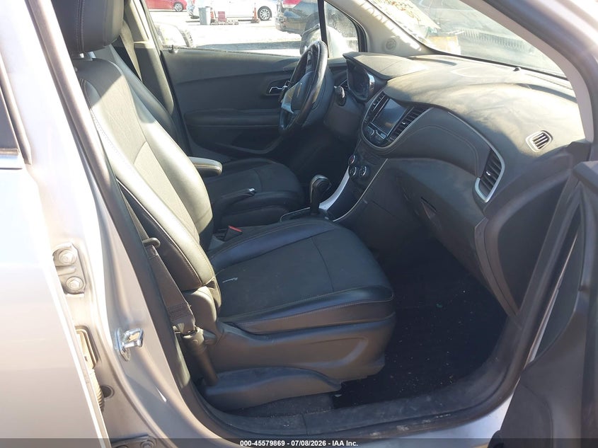 2020 Chevrolet Trax VIN KL7CJLSB6LB039157 IAAI salvage auction — NORMAL WEAR, Clear - Dealer Only (California), sold $2,050 on 2026-07-28 (photo 5)