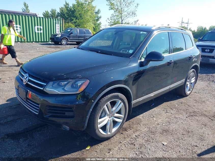 2012 Volkswagen Touareg VIN WVGEK9BP6CD006568 IAAI salvage auction — NORMAL WEAR, Clear (New York), sold $1,500 on 2026-07-28 (photo 2)