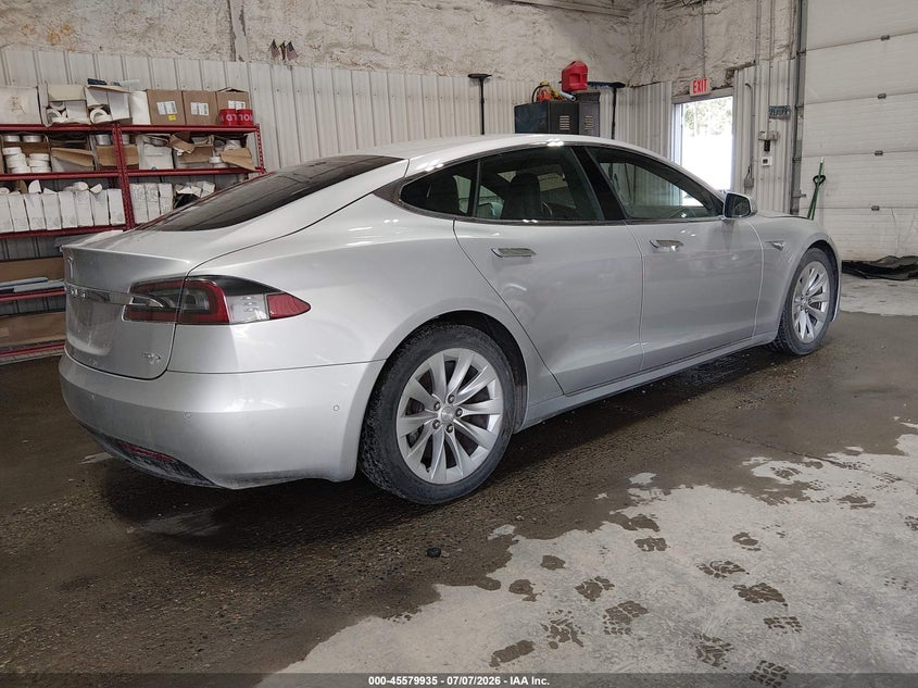 2016 Tesla Model s VIN 5YJSA1E23GF149794 IAAI salvage auction — REAR END, Original - Reconstructed (Alaska), sold $5,000 on 2026-07-10 (photo 4)