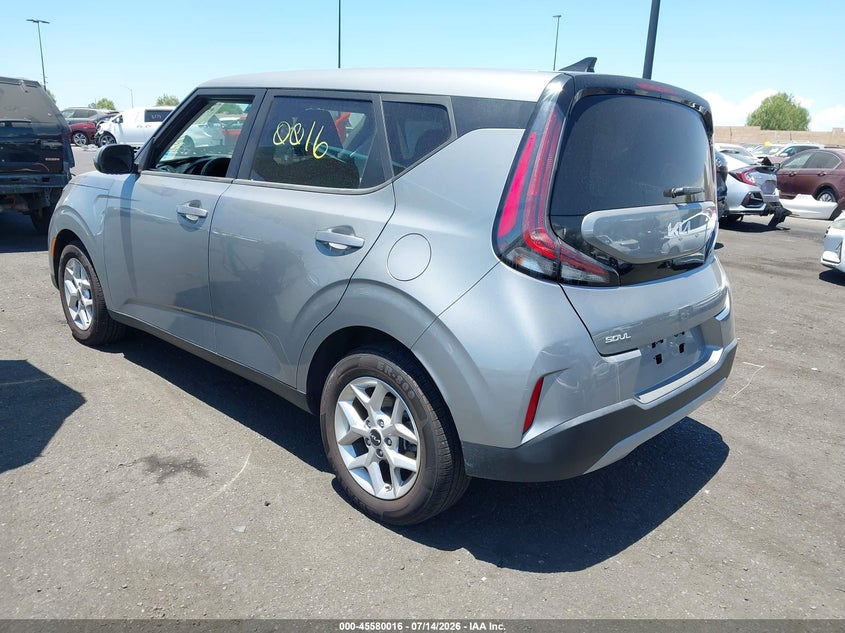 2024 Kia Soul VIN KNDJ23AU8R7899566 IAAI salvage auction — RIGHT SIDE, Salvage Title, sold $675 on 2026-07-24 (photo 3)