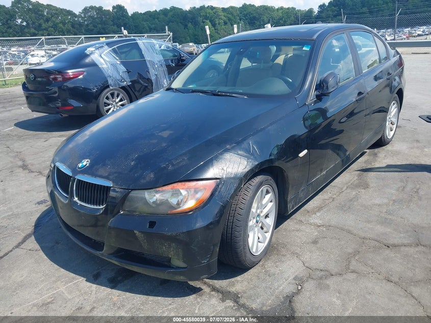 2007 BMW 3 series VIN WBAVC93557KX58954 IAAI salvage auction — NORMAL WEAR, Clear (North Carolina), sold $350 on 2026-07-30 (photo 6)