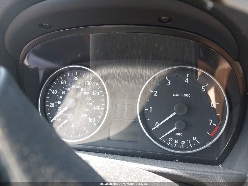 2007 BMW 3 series VIN WBAVC93557KX58954 IAAI salvage auction — NORMAL WEAR, Clear (North Carolina), sold $350 on 2026-07-30 (photo 7)