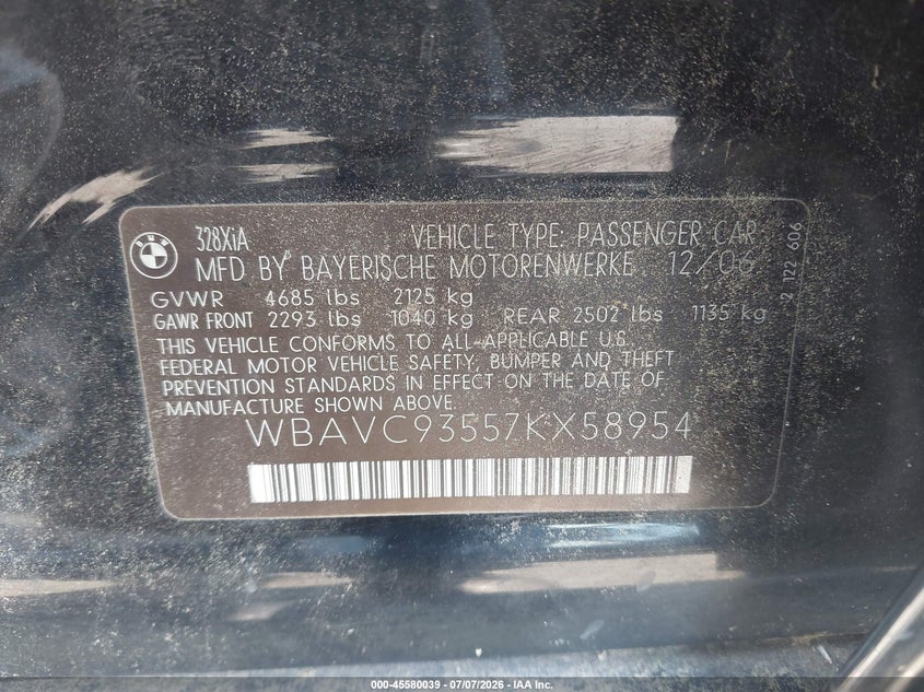 2007 BMW 3 series VIN WBAVC93557KX58954 IAAI salvage auction — NORMAL WEAR, Clear (North Carolina), sold $350 on 2026-07-30 (photo 9)