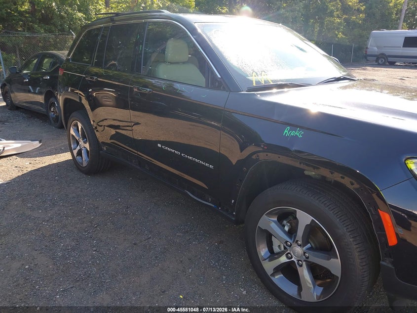 2025 Jeep Grand cherokee VIN 1C4RJHBG3S8725383 IAAI salvage auction — ROOF, Salvage - 75% Or Less (Maryland), sold $16,300 on 2026-08-01 (photo 6)