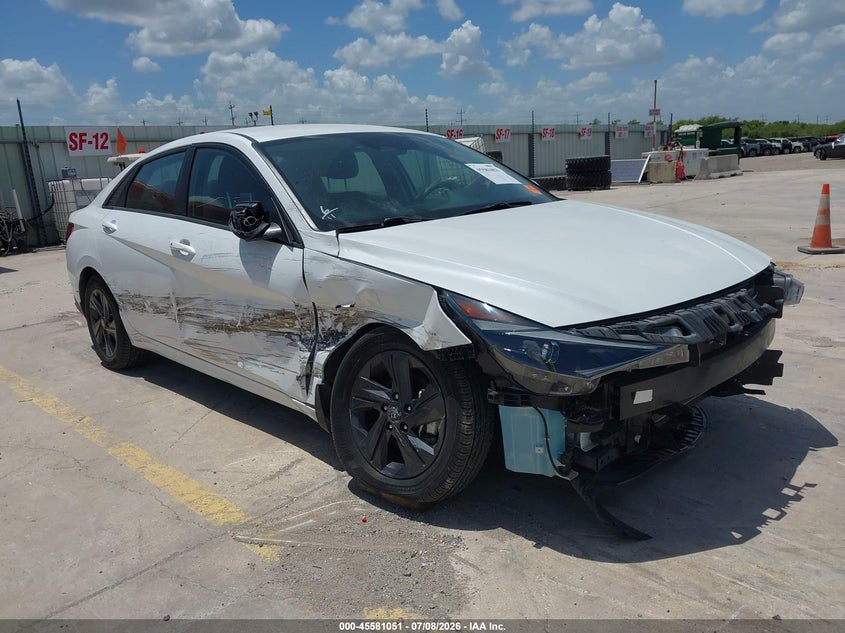 2022 Hyundai Elantra VIN 5NPLM4AG2NH080965 IAAI salvage auction — SIDE, Salvage Title, sold $2,550 on 2026-07-29 (photo 6)