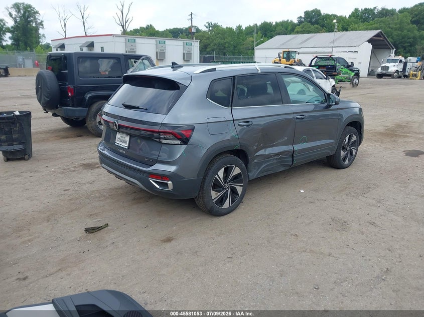 2025 Volkswagen Taos VIN 3VVVC7B20SM053383 IAAI salvage auction — RIGHT SIDE, Salvage Title, sold $7,100 on 2026-07-28 (photo 4)