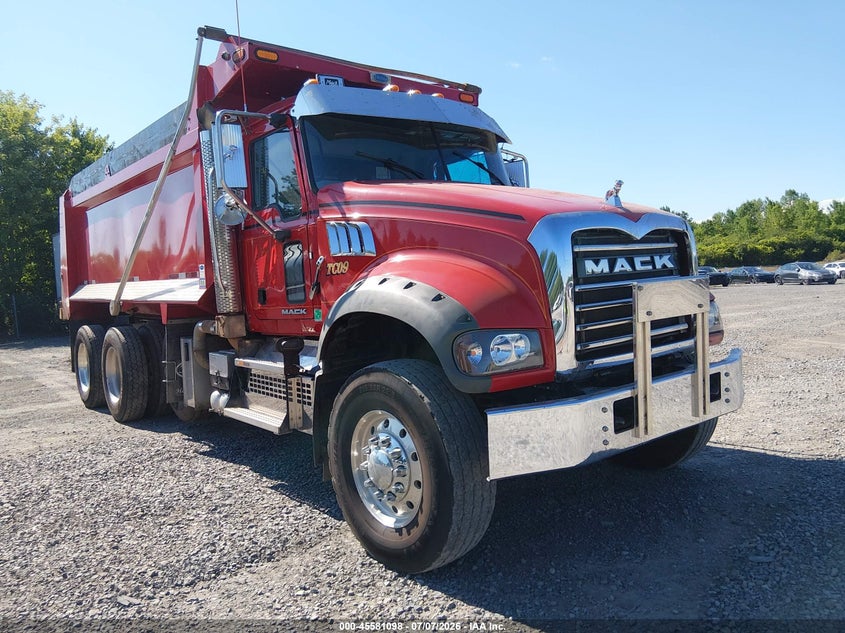 2018 Mack All other VIN 1M2AX09C9JM038748 IAAI salvage auction — SIDE, Salvage (Pennsylvania), sold $10,700 on 2026-07-09 (photo 1)