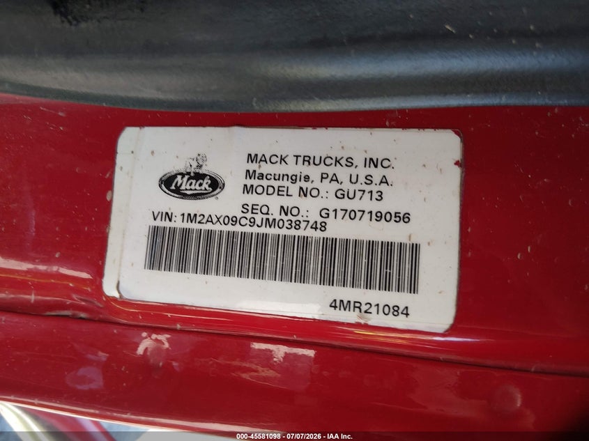 2018 Mack All other VIN 1M2AX09C9JM038748 IAAI salvage auction — SIDE, Salvage (Pennsylvania), sold $10,700 on 2026-07-09 (photo 8)