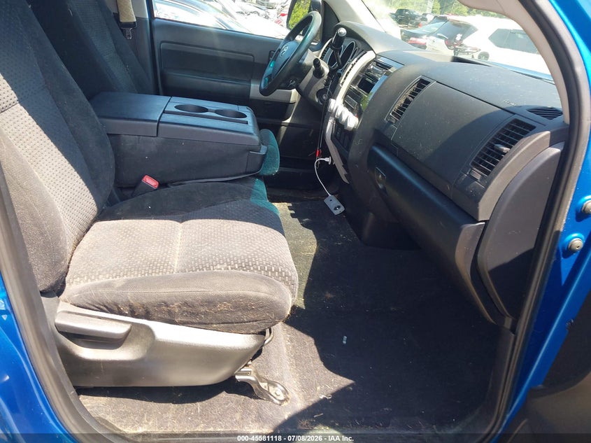 2007 Toyota Tundra VIN 5TFBT54117X010179 IAAI salvage auction — NORMAL WEAR, Clear (Massachusetts), sold $1,250 on 2026-07-13 (photo 5)