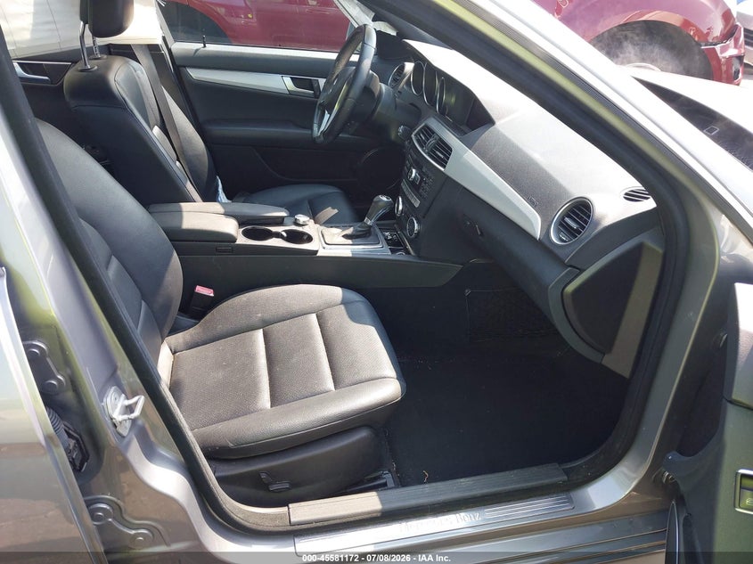 2012 Mercedes-benz C-klasse VIN WDDGF4HB9CA629951 IAAI salvage auction — FRONT END, Salvage (North Carolina), sold $850 on 2026-08-13 (photo 5)
