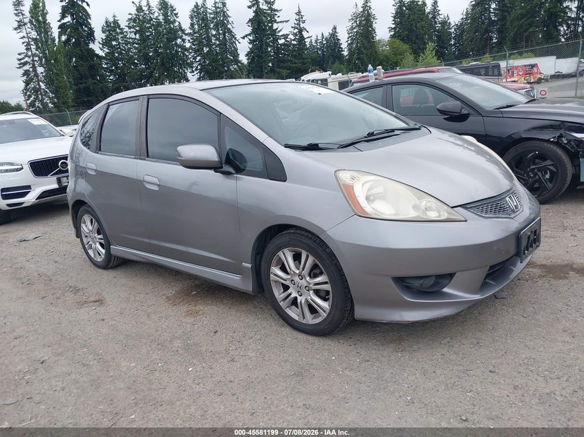 2009 Honda Fit VIN JHMGE88429S005626 IAAI salvage auction — NORMAL WEAR, Clear (Washington), sold $3,725 on 2026-07-15 (photo 1)