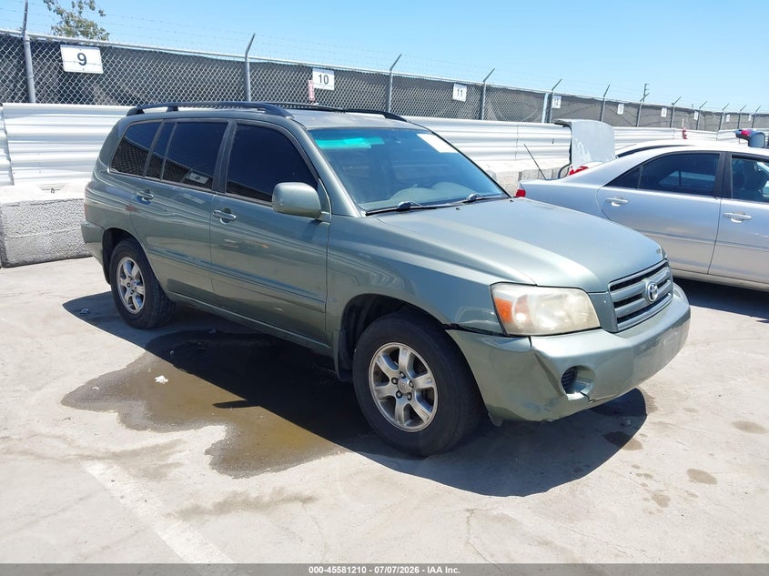 2005 Toyota Highlander VIN JTEDP21A750047755 IAAI salvage auction — NORMAL WEAR, Clear - Dealer Only (California), sold $975 on 2026-07-15 (photo 1)